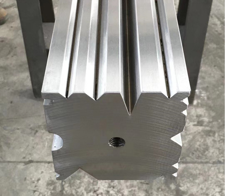 折彎機(jī)模具